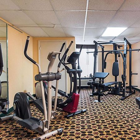 Quality Suites Atlanta Airport East フォレストパーク エクステリア 写真