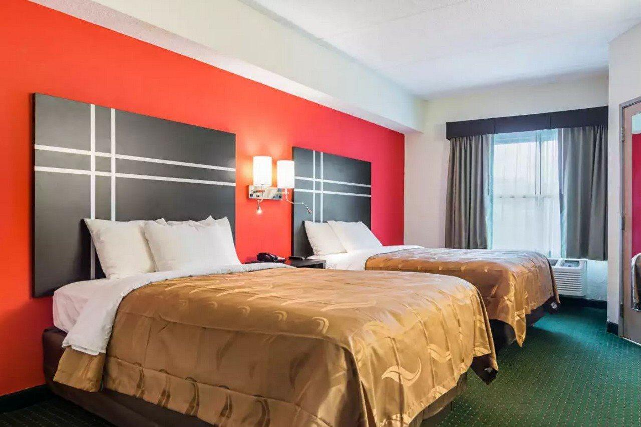 Quality Suites Atlanta Airport East フォレストパーク エクステリア 写真