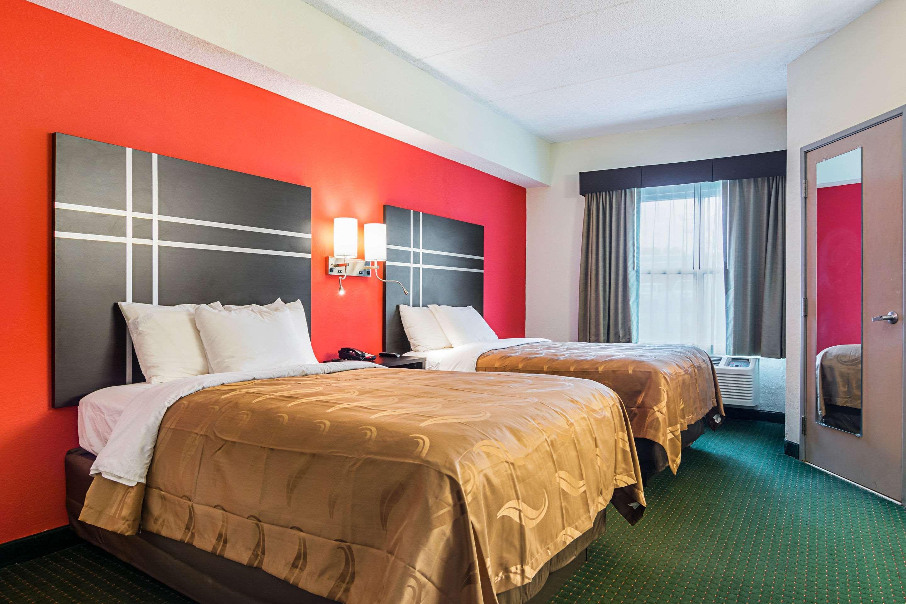Quality Suites Atlanta Airport East フォレストパーク エクステリア 写真
