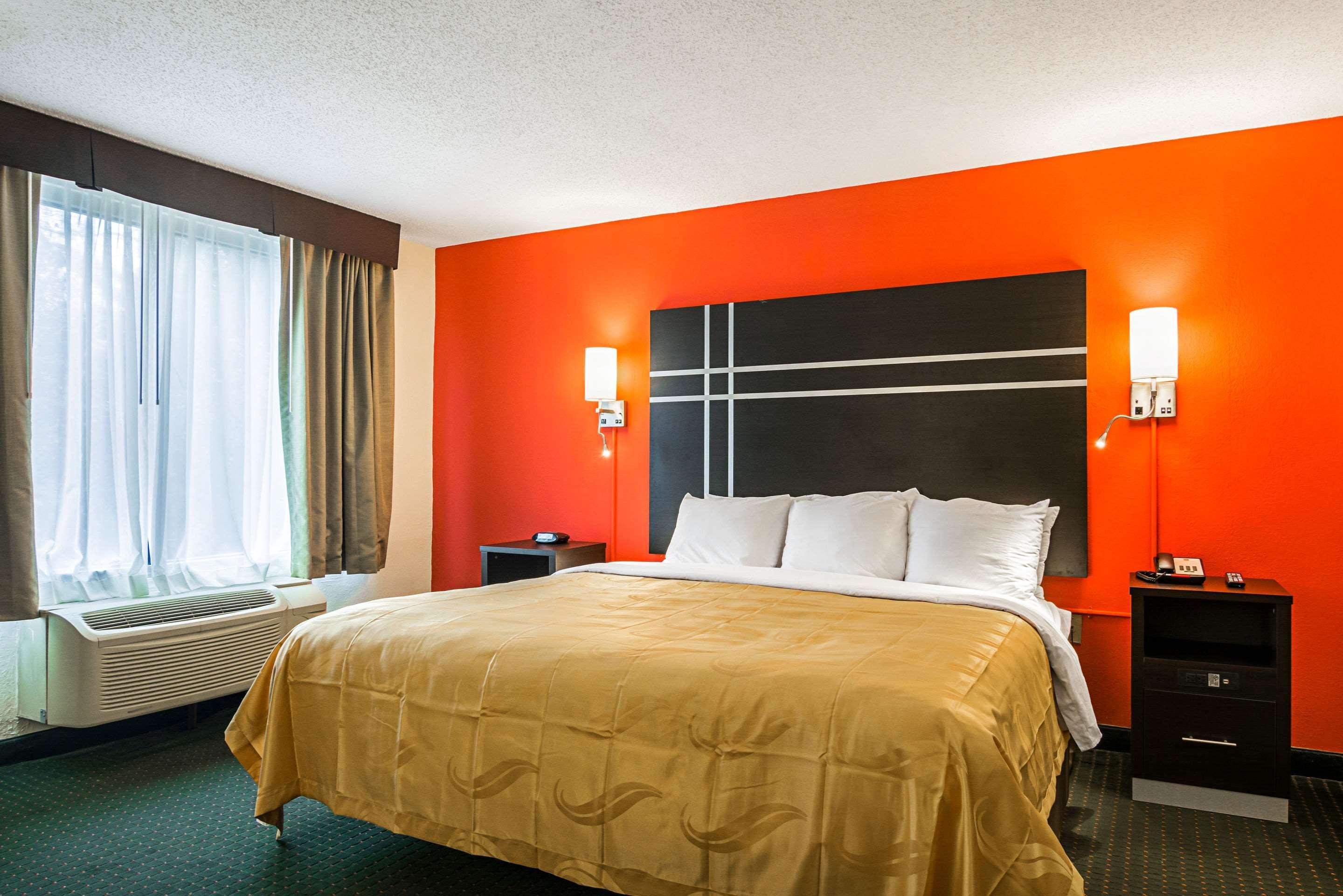 Quality Suites Atlanta Airport East フォレストパーク エクステリア 写真