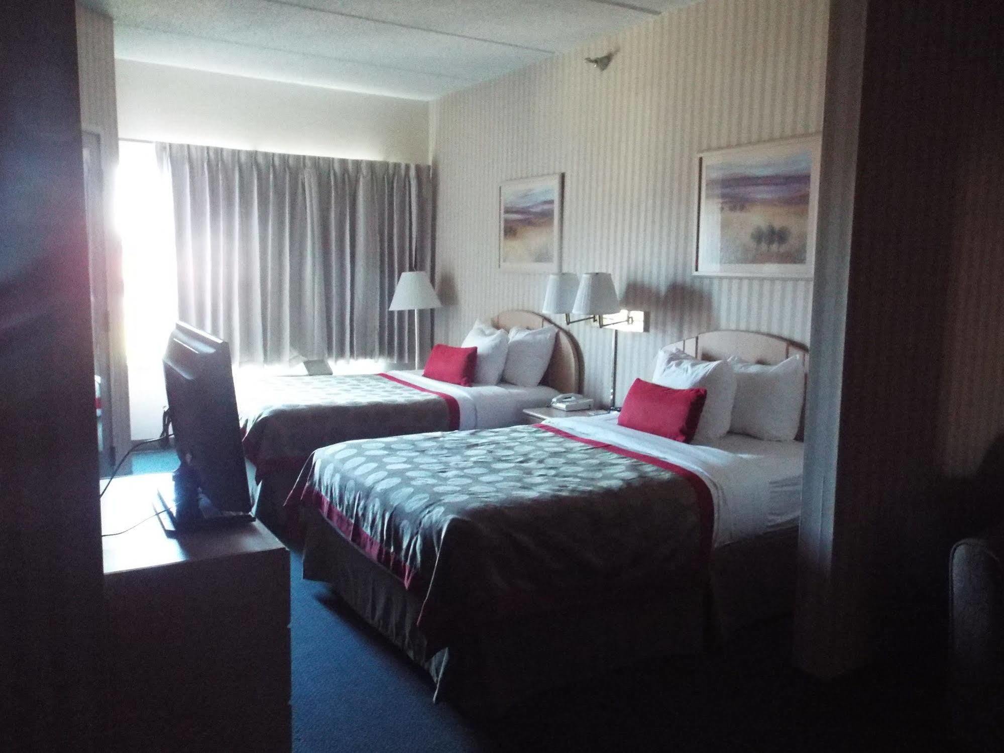 Quality Suites Atlanta Airport East フォレストパーク エクステリア 写真