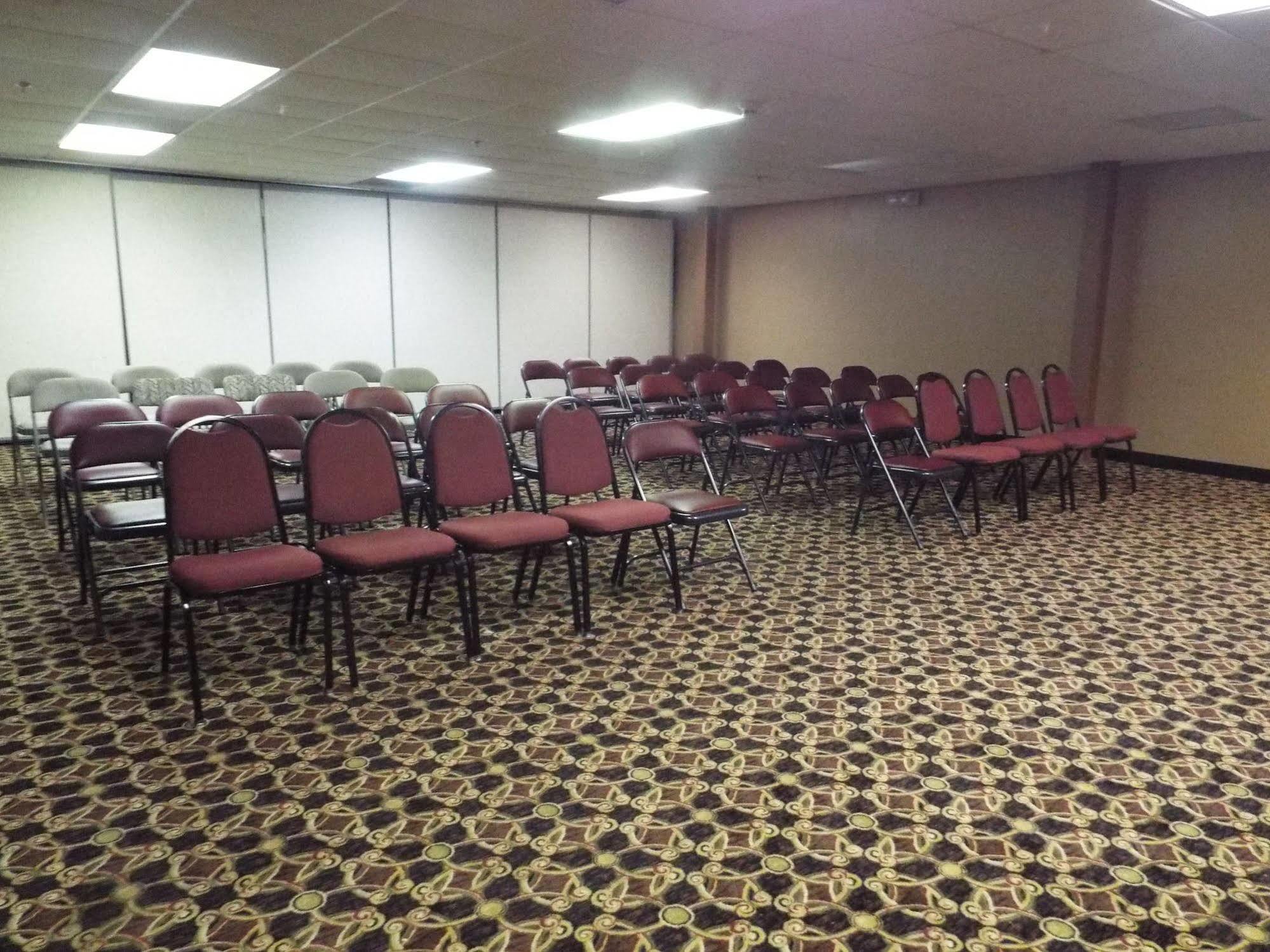 Quality Suites Atlanta Airport East フォレストパーク エクステリア 写真